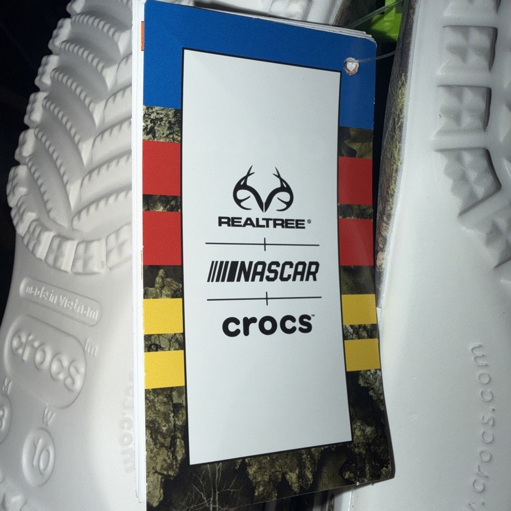 NEW CROCS X Nascar Realtree Camo Classic Clog w Jibbitz Men's 8 Women's 10 NWT‎ - Picture 5 of 7